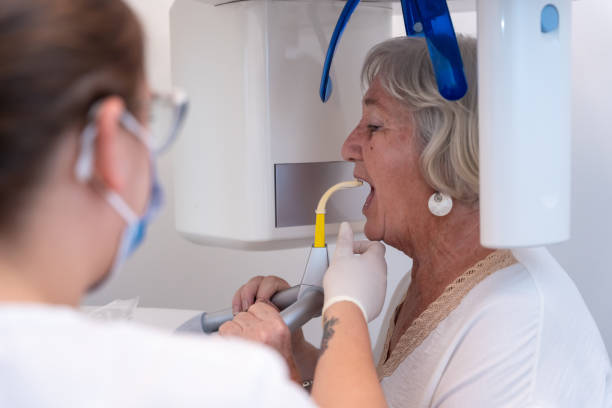 Best Emergency Care for Gum Disease in Pingree Grove, IL