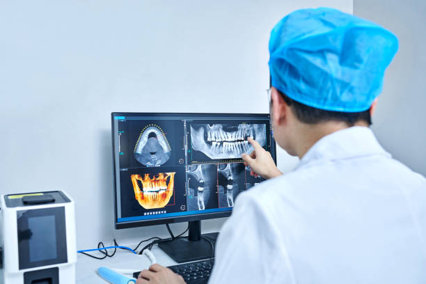 Best Emergency Care for Gum Disease in Pingree Grove, IL